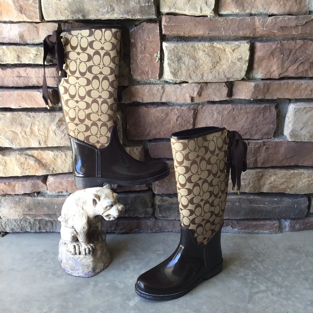 COACH Brown Tristee Rain boots Size 8 EUC